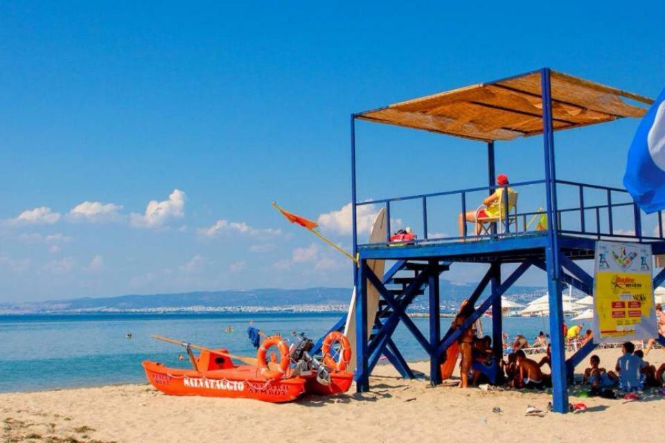 Apartment By The Beach - Nei Epivates نيوي إيبيفاتاي المظهر الخارجي الصورة